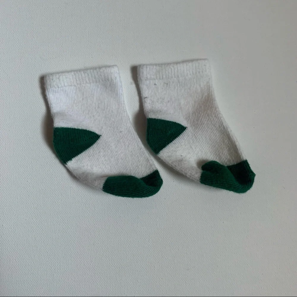 SOLD❗️ Carter’s Baby Boy Monsters Set - Picture 6 of 7
